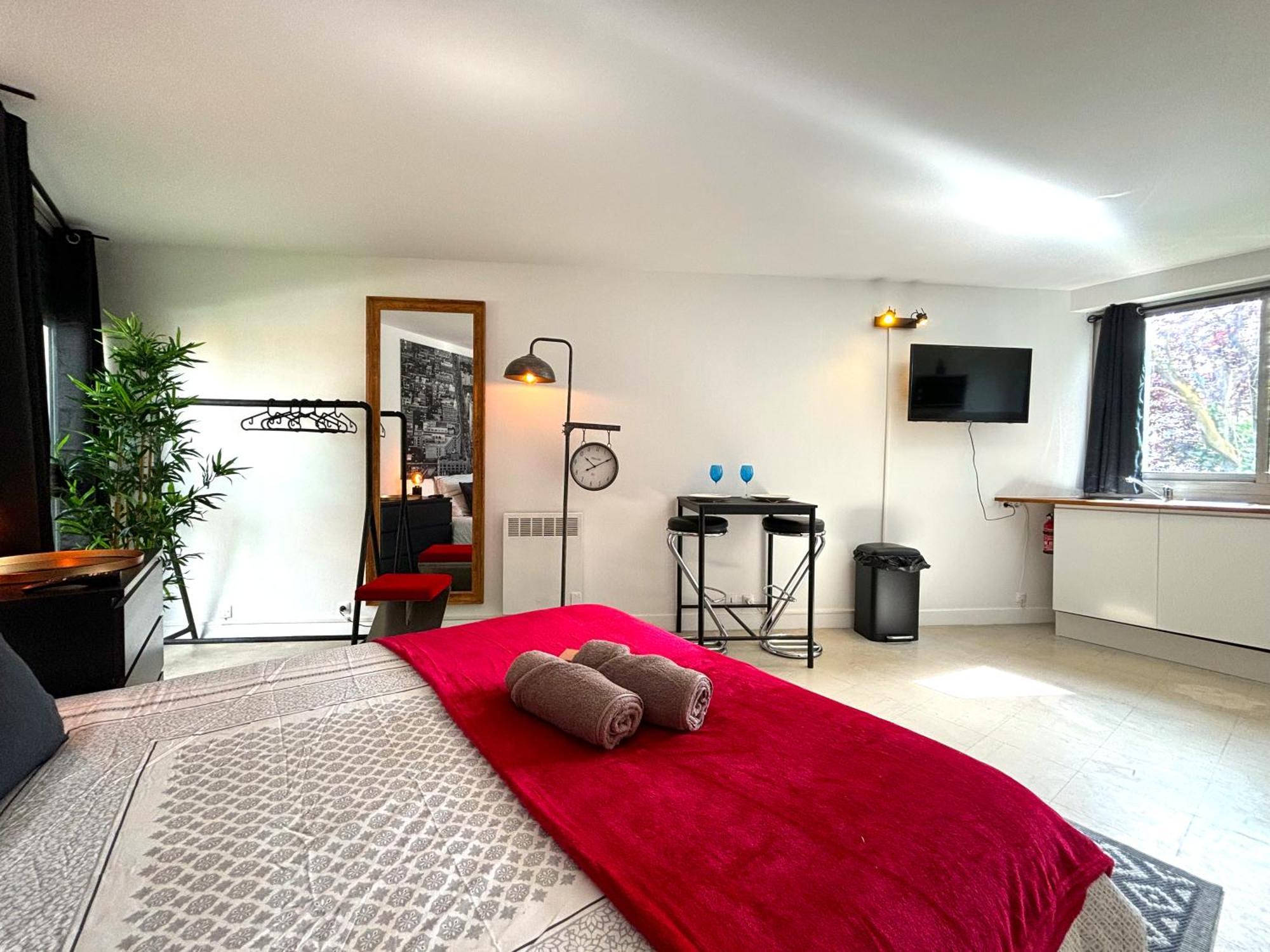 Les Entrepreneurs - Appartements Neufs Et Spacieux, Proche Rer C Et Aeroport Orly 摩兰吉斯 外观 照片